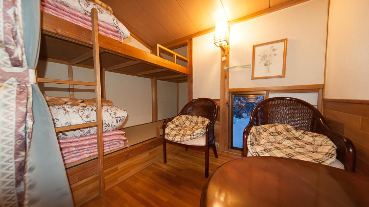 Country Inn Canadian House Myoko Exteriör bild
