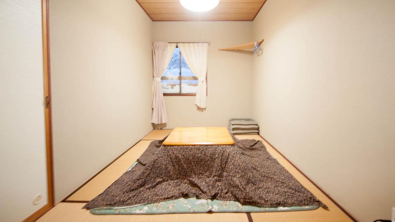 Country Inn Canadian House Myoko Exteriör bild
