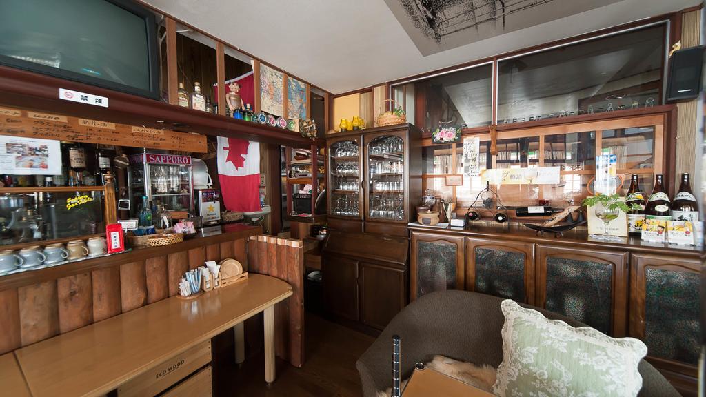 Country Inn Canadian House Myoko Exteriör bild