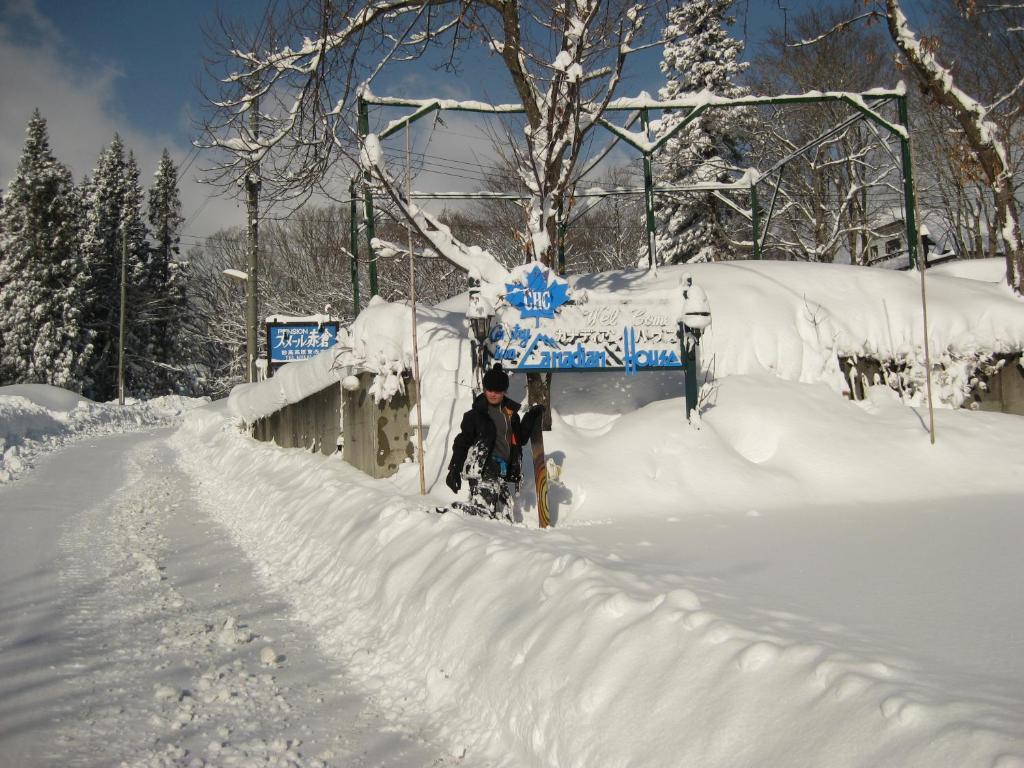 Country Inn Canadian House Myoko Exteriör bild